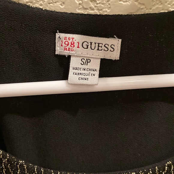 Guess women’s halter tank, choice of two colors: red or gold, size small, NWOT - Picture 14 of 16